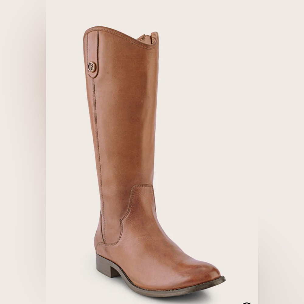 NWB Authentic Frye Marissa Medallion Cognac Boots Size 5.5. Smoke free home.